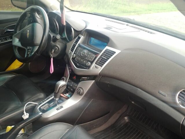 Синий Шевроле Круз, объемом двигателя 1.4 л и пробегом 260 тыс. км за 6400 $, фото 3 на Automoto.ua