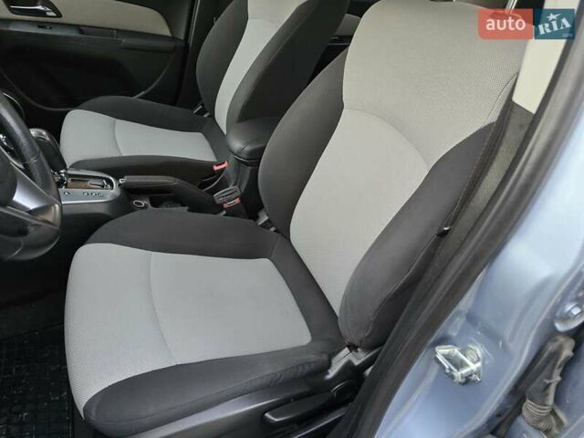 Синий Шевроле Круз, объемом двигателя 2 л и пробегом 127 тыс. км за 6950 $, фото 13 на Automoto.ua