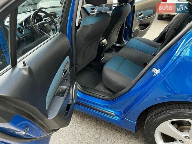 Синій Шевроле Круз, об'ємом двигуна 1.8 л та пробігом 230 тис. км за 6700 $, фото 18 на Automoto.ua
