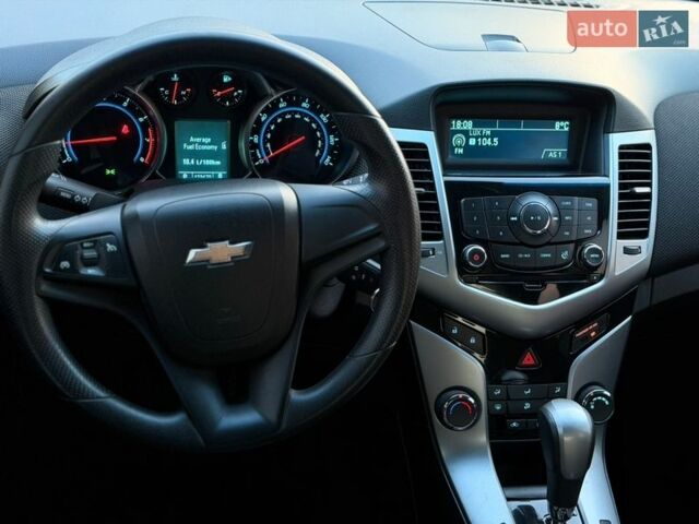 Синій Шевроле Круз, об'ємом двигуна 1.4 л та пробігом 190 тис. км за 4999 $, фото 30 на Automoto.ua