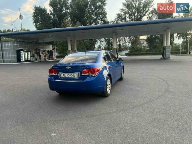 Синий Шевроле Круз, объемом двигателя 1.8 л и пробегом 127 тыс. км за 7500 $, фото 2 на Automoto.ua