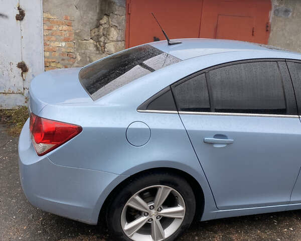 Синий Шевроле Круз, объемом двигателя 1.36 л и пробегом 123 тыс. км за 7500 $, фото 9 на Automoto.ua