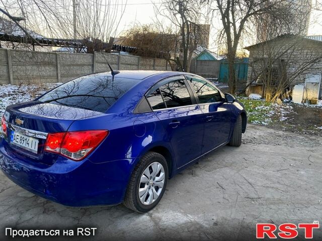 Синий Шевроле Круз, объемом двигателя 1.8 л и пробегом 257 тыс. км за 6300 $, фото 5 на Automoto.ua