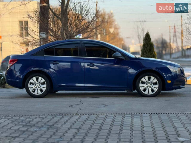 Синий Шевроле Круз, объемом двигателя 1.8 л и пробегом 258 тыс. км за 5699 $, фото 5 на Automoto.ua