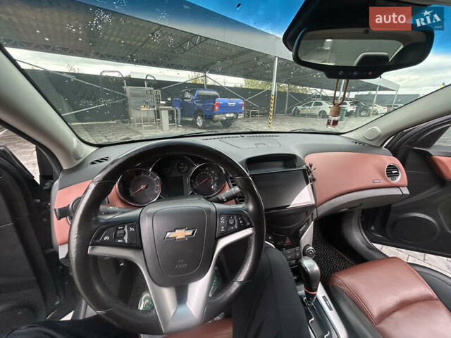 Синий Шевроле Круз, объемом двигателя 1.36 л и пробегом 280 тыс. км за 6500 $, фото 17 на Automoto.ua