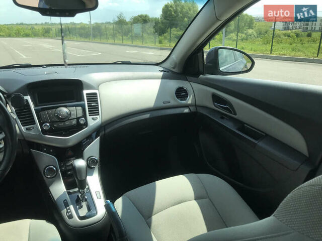 Синий Шевроле Круз, объемом двигателя 1.4 л и пробегом 230 тыс. км за 7500 $, фото 15 на Automoto.ua