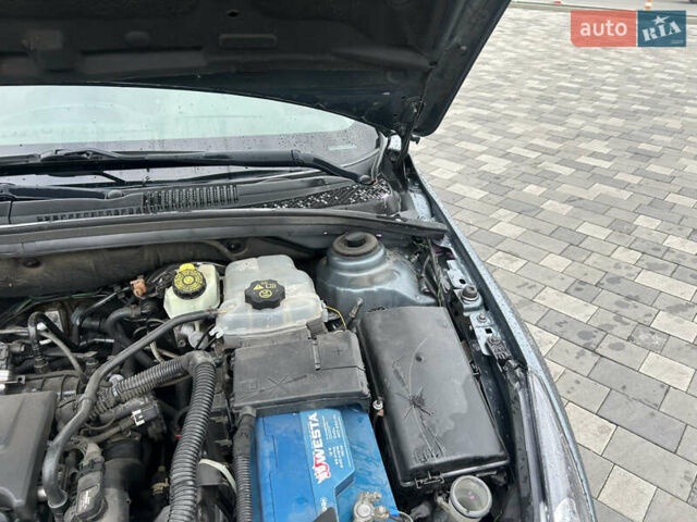 Синий Шевроле Круз, объемом двигателя 1.36 л и пробегом 280 тыс. км за 6500 $, фото 24 на Automoto.ua