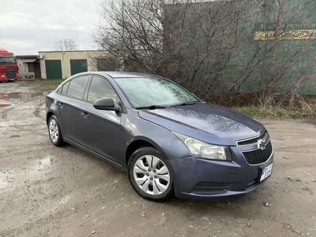 Синий Шевроле Круз, объемом двигателя 1.8 л и пробегом 212 тыс. км за 5600 $, фото 2 на Automoto.ua