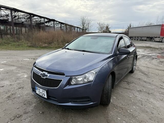 Синий Шевроле Круз, объемом двигателя 1.8 л и пробегом 212 тыс. км за 5600 $, фото 1 на Automoto.ua