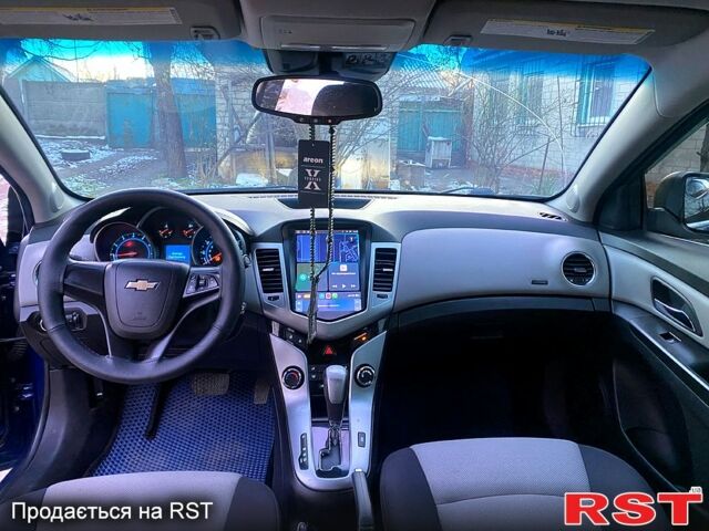 Синий Шевроле Круз, объемом двигателя 1.8 л и пробегом 257 тыс. км за 6300 $, фото 10 на Automoto.ua