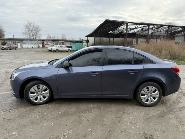 Синий Шевроле Круз, объемом двигателя 1.8 л и пробегом 212 тыс. км за 5600 $, фото 7 на Automoto.ua