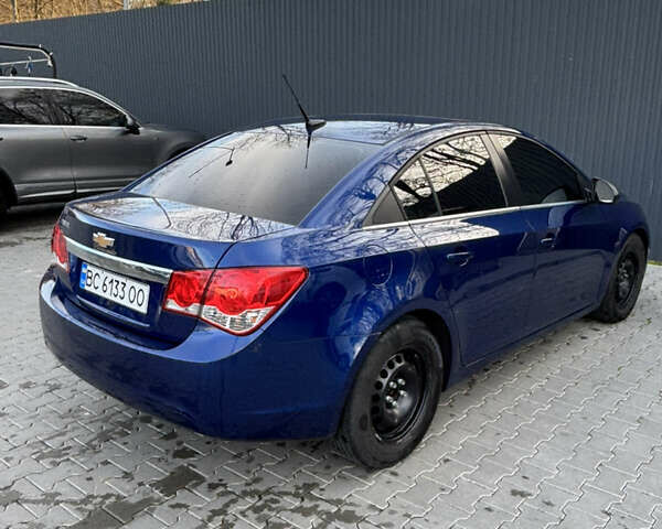 Синий Шевроле Круз, объемом двигателя 1.8 л и пробегом 153 тыс. км за 7300 $, фото 3 на Automoto.ua