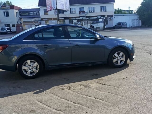 Синий Шевроле Круз, объемом двигателя 1.36 л и пробегом 225 тыс. км за 6300 $, фото 4 на Automoto.ua