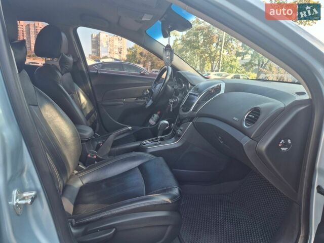 Синій Шевроле Круз, об'ємом двигуна 2 л та пробігом 201 тис. км за 8100 $, фото 6 на Automoto.ua