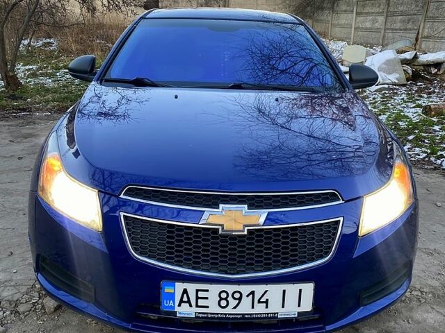Синий Шевроле Круз, объемом двигателя 1.8 л и пробегом 257 тыс. км за 6300 $, фото 1 на Automoto.ua