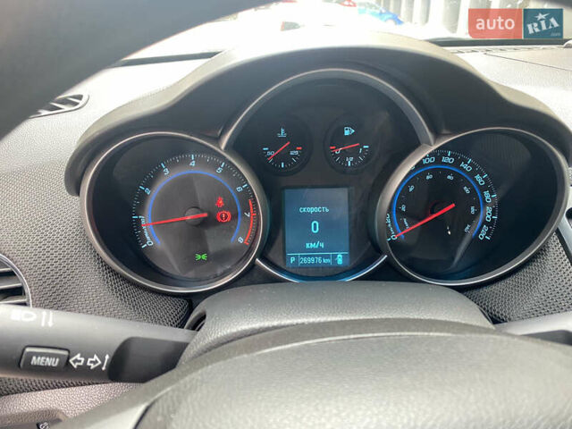 Синий Шевроле Круз, объемом двигателя 1.4 л и пробегом 250 тыс. км за 6777 $, фото 29 на Automoto.ua