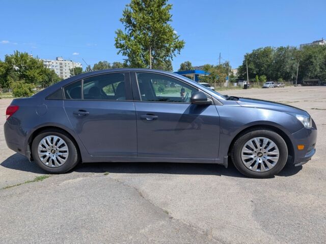 Синій Шевроле Круз, об'ємом двигуна 1.8 л та пробігом 213 тис. км за 6000 $, фото 7 на Automoto.ua