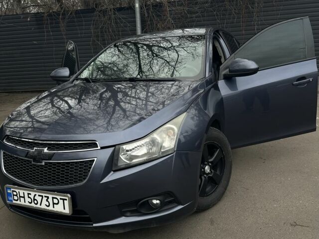 Синий Шевроле Круз, объемом двигателя 1.4 л и пробегом 240 тыс. км за 5500 $, фото 14 на Automoto.ua