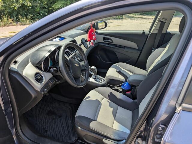 Синій Шевроле Круз, об'ємом двигуна 1.8 л та пробігом 213 тис. км за 6000 $, фото 16 на Automoto.ua