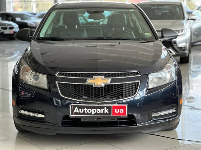 Синий Шевроле Круз, объемом двигателя 1.8 л и пробегом 225 тыс. км за 7990 $, фото 2 на Automoto.ua