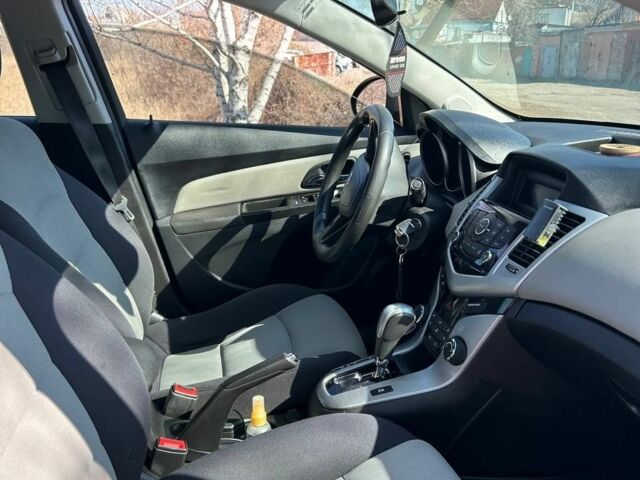 Синий Шевроле Круз, объемом двигателя 1.8 л и пробегом 232 тыс. км за 5700 $, фото 7 на Automoto.ua