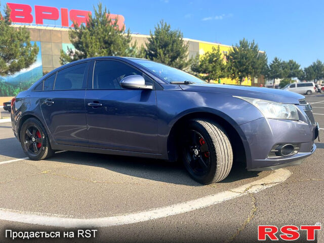 Синий Шевроле Круз, объемом двигателя 1.4 л и пробегом 228 тыс. км за 5500 $, фото 2 на Automoto.ua