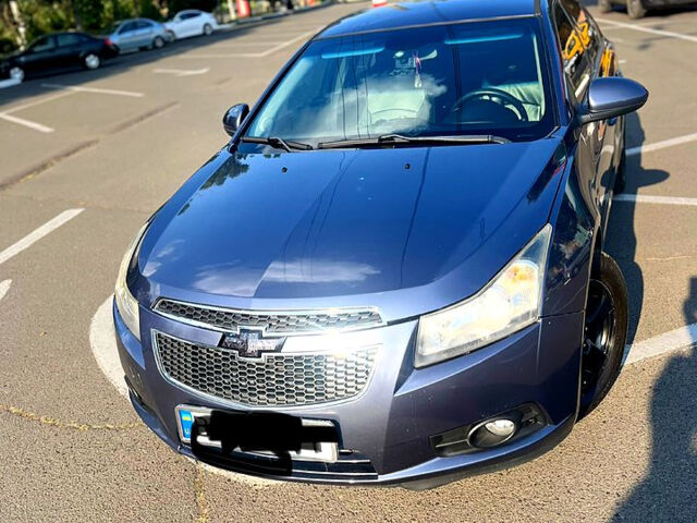 Синий Шевроле Круз, объемом двигателя 1.4 л и пробегом 228 тыс. км за 5500 $, фото 1 на Automoto.ua