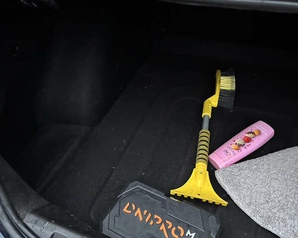 Синий Шевроле Круз, объемом двигателя 1.36 л и пробегом 140 тыс. км за 7500 $, фото 13 на Automoto.ua