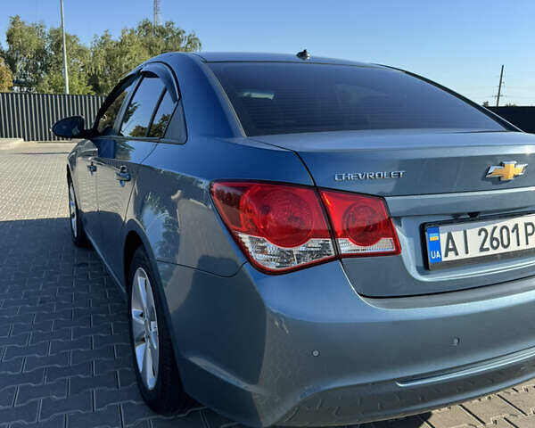 Синій Шевроле Круз, об'ємом двигуна 1.8 л та пробігом 148 тис. км за 8750 $, фото 4 на Automoto.ua