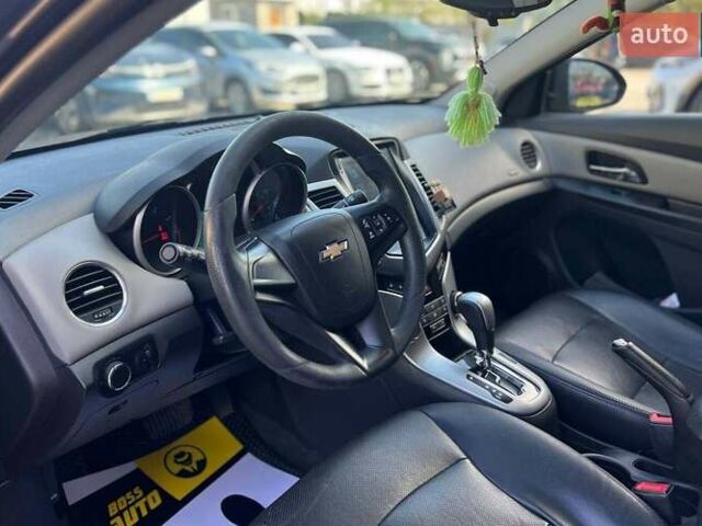 Синий Шевроле Круз, объемом двигателя 1.8 л и пробегом 125 тыс. км за 7500 $, фото 10 на Automoto.ua