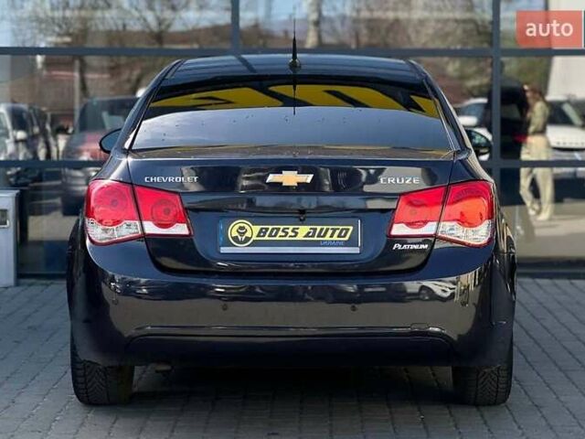 Синий Шевроле Круз, объемом двигателя 1.8 л и пробегом 125 тыс. км за 7500 $, фото 4 на Automoto.ua