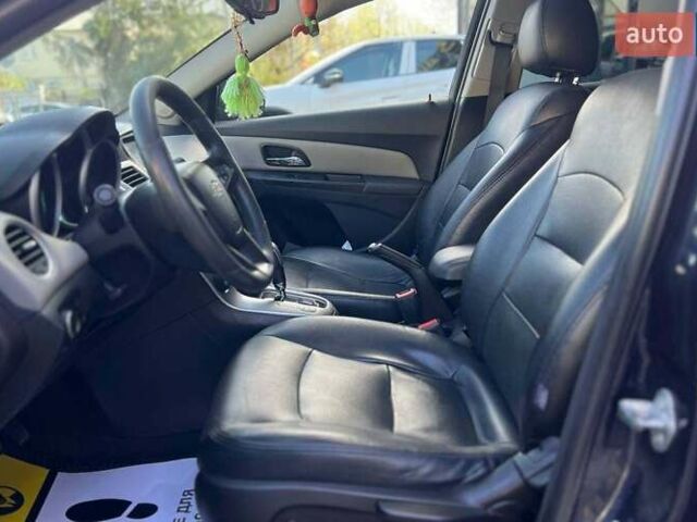 Синий Шевроле Круз, объемом двигателя 1.8 л и пробегом 125 тыс. км за 7500 $, фото 11 на Automoto.ua