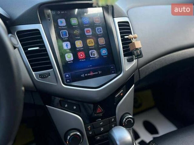 Синий Шевроле Круз, объемом двигателя 1.8 л и пробегом 125 тыс. км за 7500 $, фото 20 на Automoto.ua