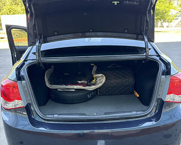 Синій Шевроле Круз, об'ємом двигуна 1.8 л та пробігом 59 тис. км за 8300 $, фото 10 на Automoto.ua