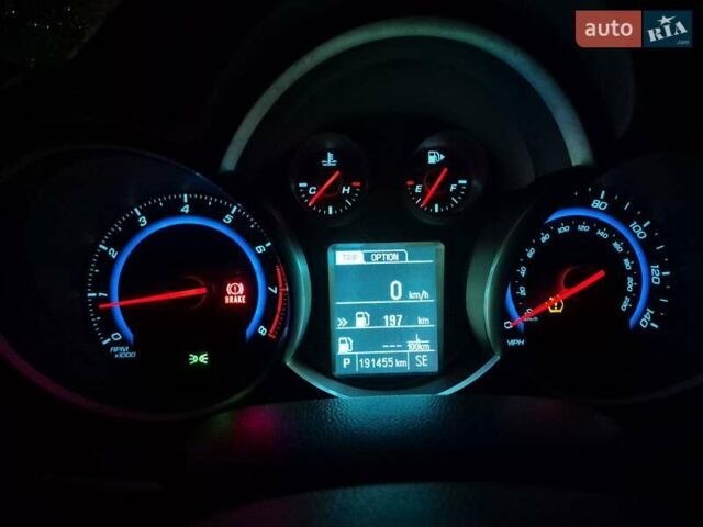 Синий Шевроле Круз, объемом двигателя 1.8 л и пробегом 192 тыс. км за 8000 $, фото 2 на Automoto.ua