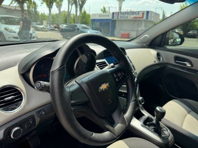 Синий Шевроле Круз, объемом двигателя 1.8 л и пробегом 136 тыс. км за 7200 $, фото 17 на Automoto.ua