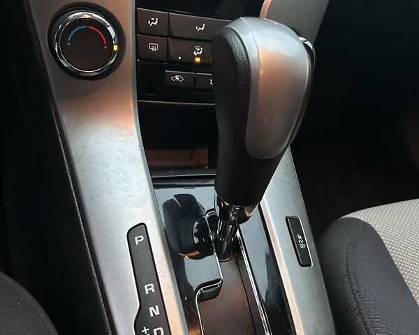 Синий Шевроле Круз, объемом двигателя 1.8 л и пробегом 192 тыс. км за 8000 $, фото 9 на Automoto.ua