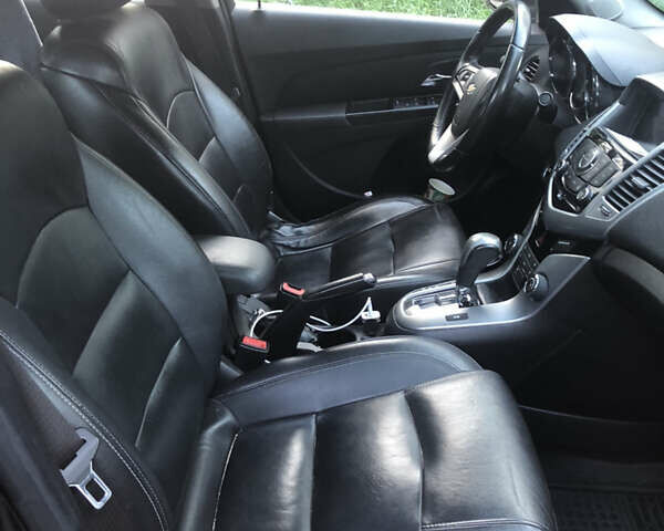 Синий Шевроле Круз, объемом двигателя 1.39 л и пробегом 218 тыс. км за 6500 $, фото 8 на Automoto.ua