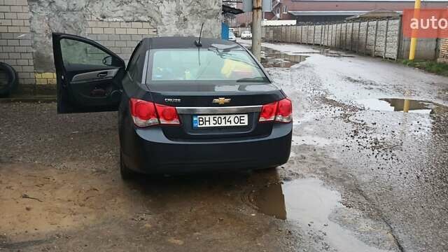 Синий Шевроле Круз, объемом двигателя 1.8 л и пробегом 198 тыс. км за 6500 $, фото 5 на Automoto.ua