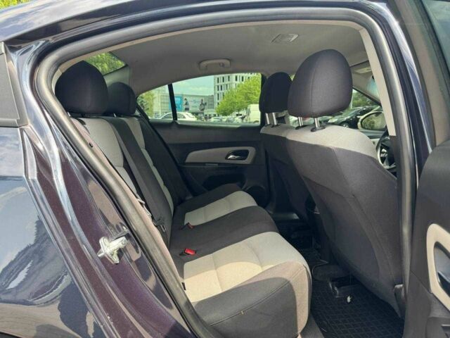 Синий Шевроле Круз, объемом двигателя 1.8 л и пробегом 136 тыс. км за 7200 $, фото 12 на Automoto.ua