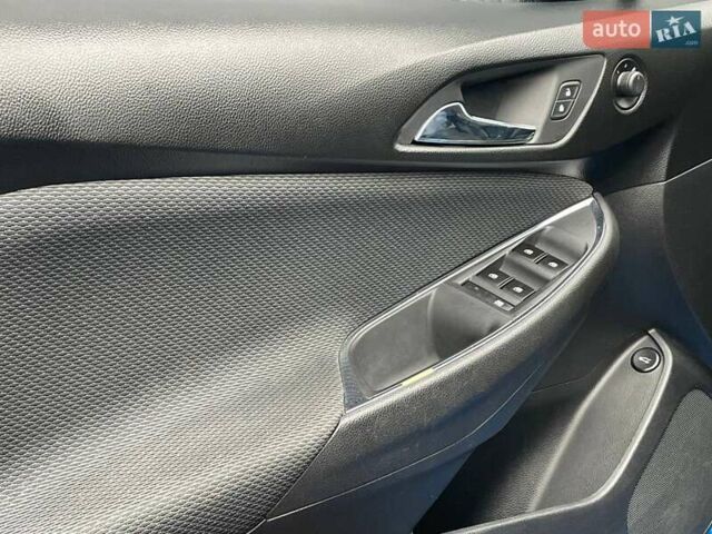 Синий Шевроле Круз, объемом двигателя 1.4 л и пробегом 176 тыс. км за 7990 $, фото 24 на Automoto.ua