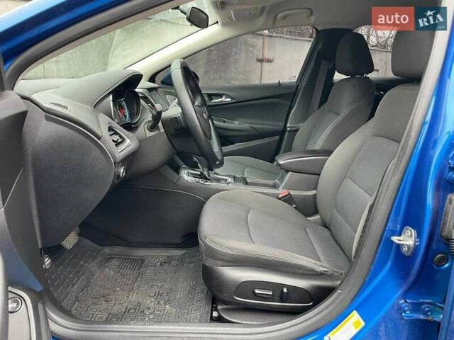 Синий Шевроле Круз, объемом двигателя 1.4 л и пробегом 176 тыс. км за 7990 $, фото 11 на Automoto.ua