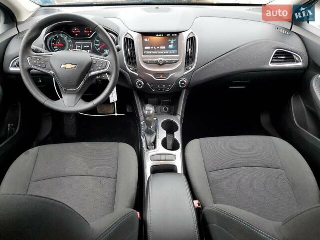 Синий Шевроле Круз, объемом двигателя 1.4 л и пробегом 121 тыс. км за 1300 $, фото 3 на Automoto.ua