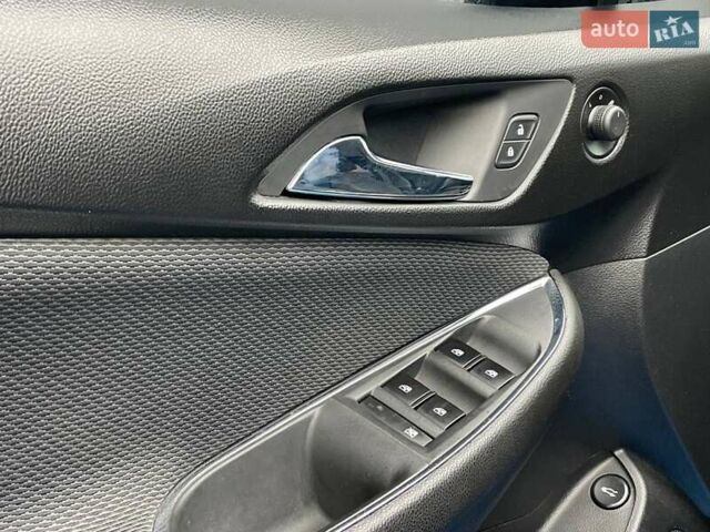 Синий Шевроле Круз, объемом двигателя 1.4 л и пробегом 176 тыс. км за 7990 $, фото 23 на Automoto.ua