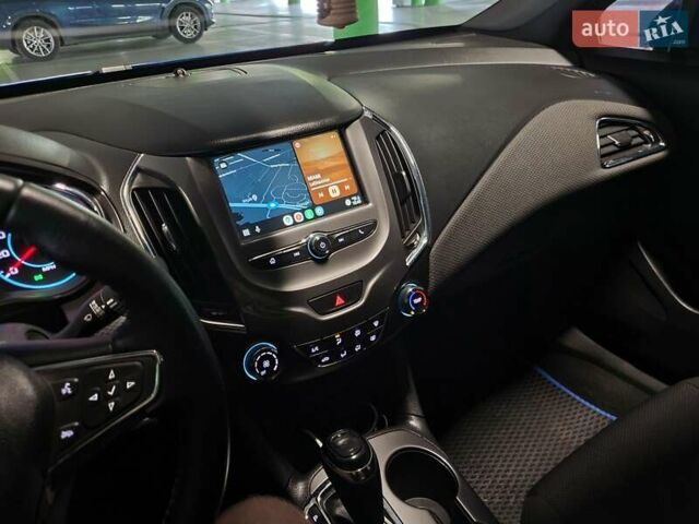 Синій Шевроле Круз, об'ємом двигуна 1.4 л та пробігом 115 тис. км за 9900 $, фото 15 на Automoto.ua