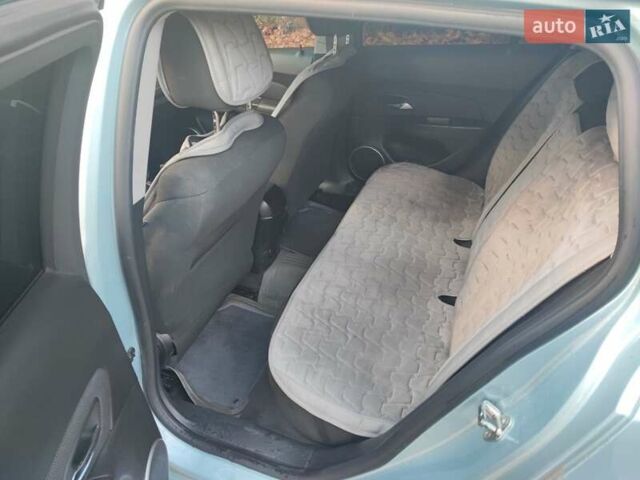 Синий Шевроле Круз, объемом двигателя 1.69 л и пробегом 212 тыс. км за 7500 $, фото 9 на Automoto.ua