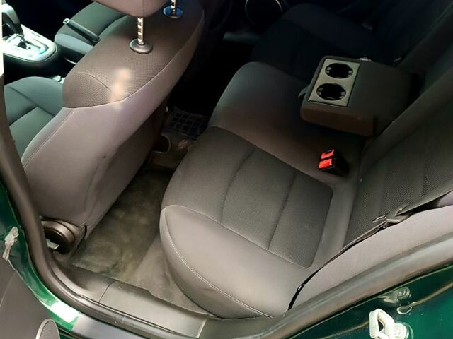 Зеленый Шевроле Круз, объемом двигателя 1.4 л и пробегом 177 тыс. км за 7500 $, фото 6 на Automoto.ua