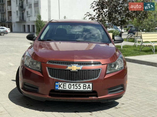 Оранжевый Шевроле Круз, объемом двигателя 1.8 л и пробегом 287 тыс. км за 5300 $, фото 4 на Automoto.ua