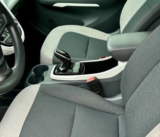 Білий Шевроле Інша, об'ємом двигуна 0 л та пробігом 74 тис. км за 18300 $, фото 5 на Automoto.ua