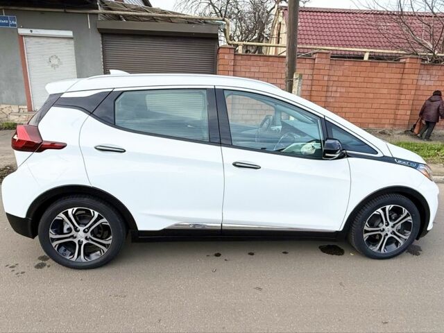 Белый Шевроле Другая, объемом двигателя 0 л и пробегом 59 тыс. км за 18300 $, фото 1 на Automoto.ua